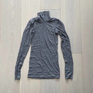 Aritzia Wilfred Only Turtleneck Ribbed long-sleeve turtleneck shirt